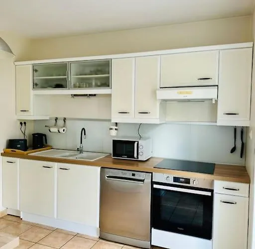 Le Bon Compromis בית נופש פואטייה